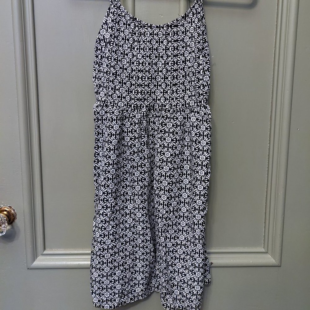 XS Petite Old Navy Black strappy Floral Dress